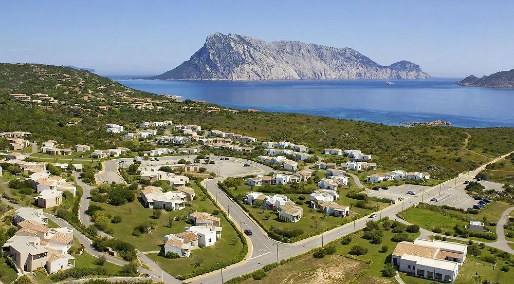Grande Baia Resort & Spa San Teodoro  Hotel