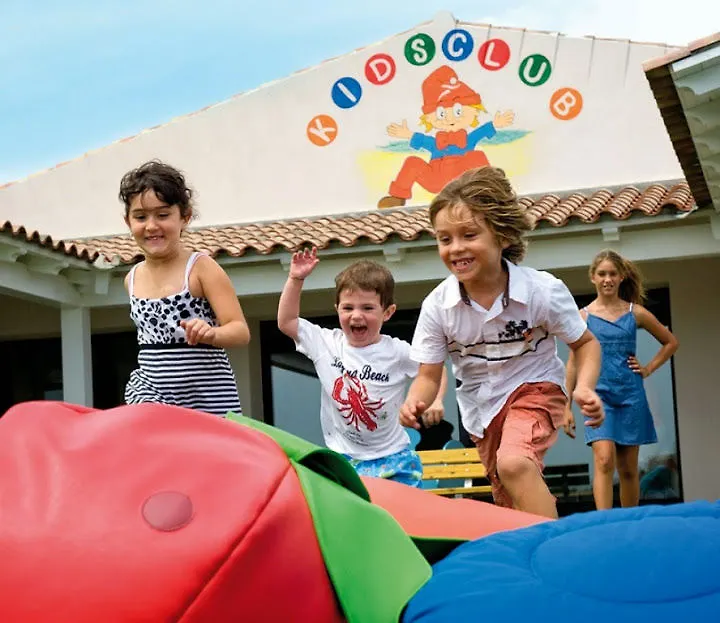 **** Hotel Grande Baia Resort & Spa San Teodoro  Italie