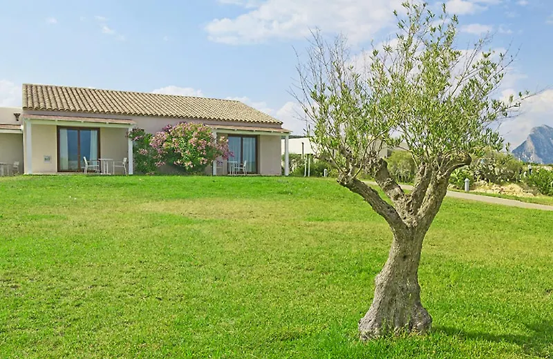 Hotel Grande Baia Resort & Spa San Teodoro